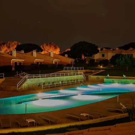 Lovely In Vila Bicuda