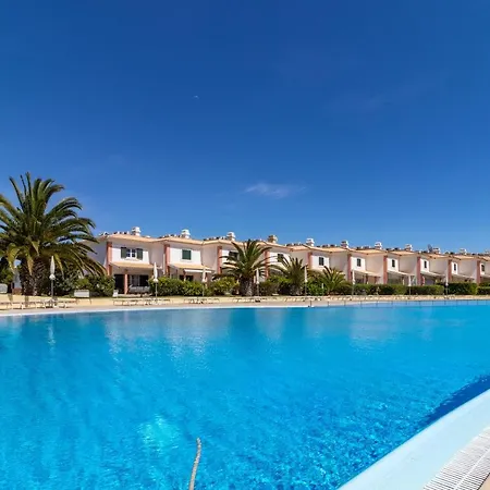 Lovely In Vila Bicuda Apartment