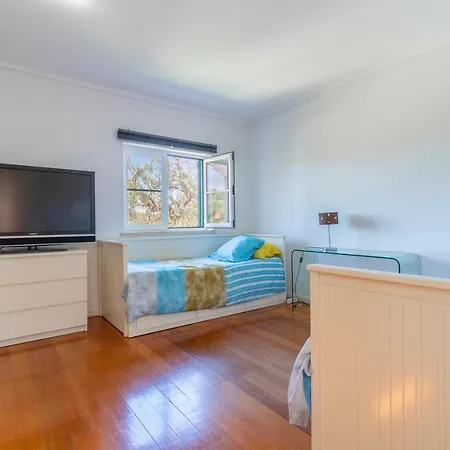 Lovely In Vila Bicuda Apartament